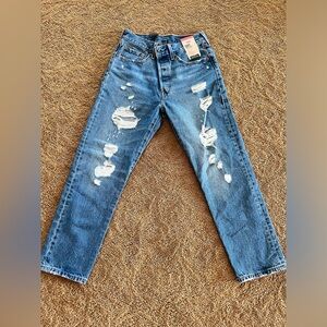 NWT Levi’s 501 Original Cropped Jeans